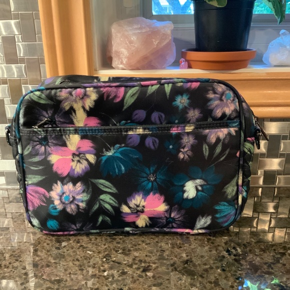 LUG - CAROUSEL XL - NWOT.  BLOOM BLACK - Picture 2 of 7